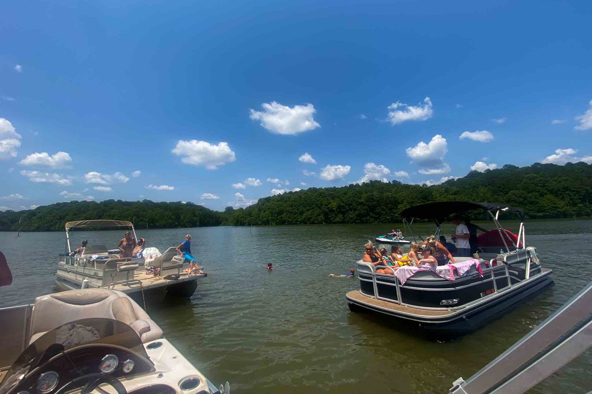 pontoon-boats-west-point-lake-destination-troup